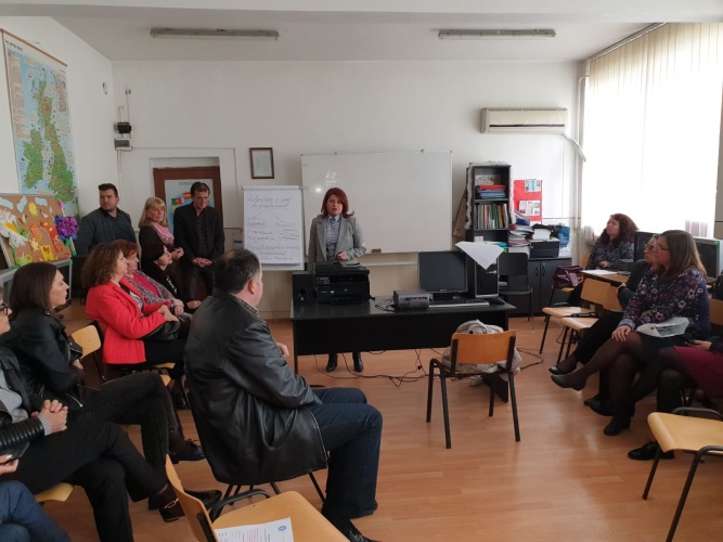 Dezbatere "Educatia ne uneste!"